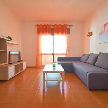 Daire 5 Min From The Beach